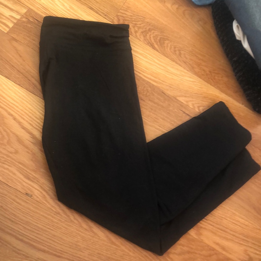 Black leggings